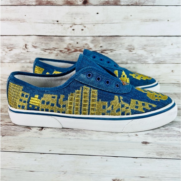 Sebastiro Shoes - Y2K Sebastiro 90s City Scape embroidered Sneakers size 7.5 skyline design